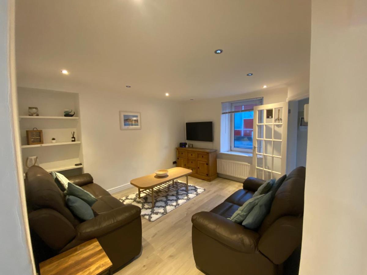 Sands Reach, Dog Friendly Tenby House Bagian luar foto